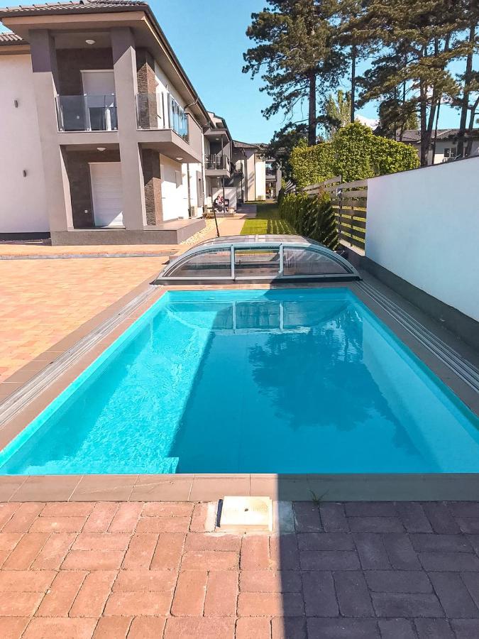 Leda Apartmanok By Bltn Siófok Zewnętrze zdjęcie