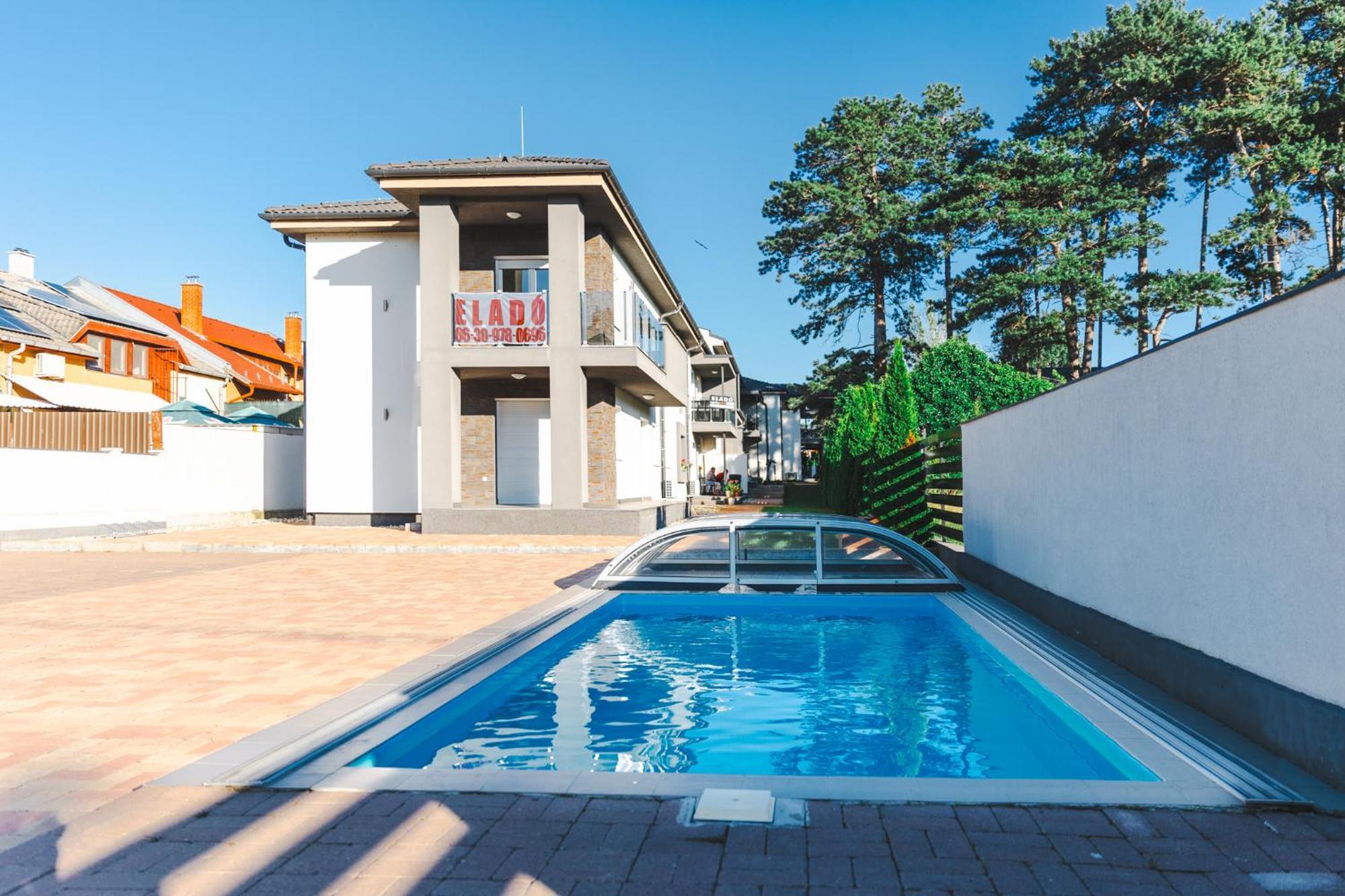 Leda Apartmanok By Bltn Siófok Zewnętrze zdjęcie